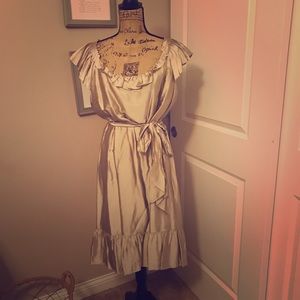 🏆🏆Never worn Ann Taylor Loft Champagne Dress🏆🏆